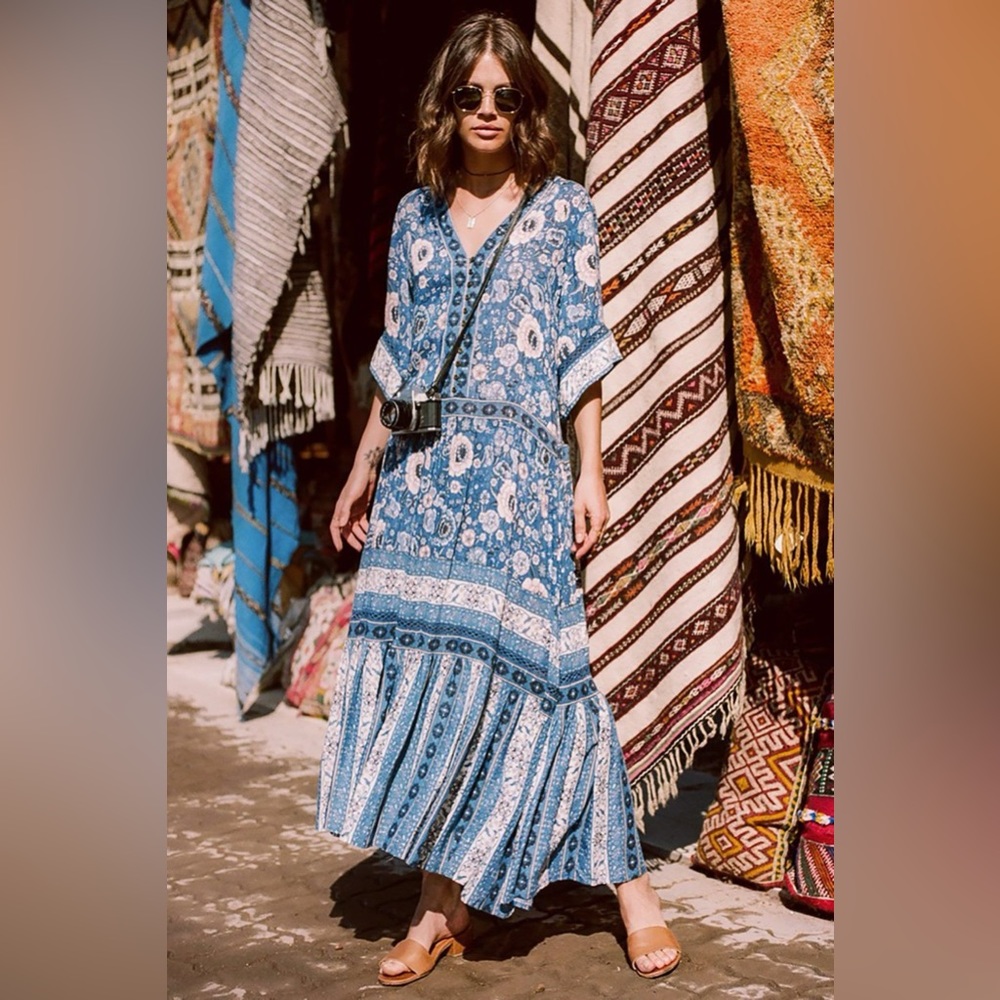 Spell & The Gypsy Zahara Gown in Navy oversized fit